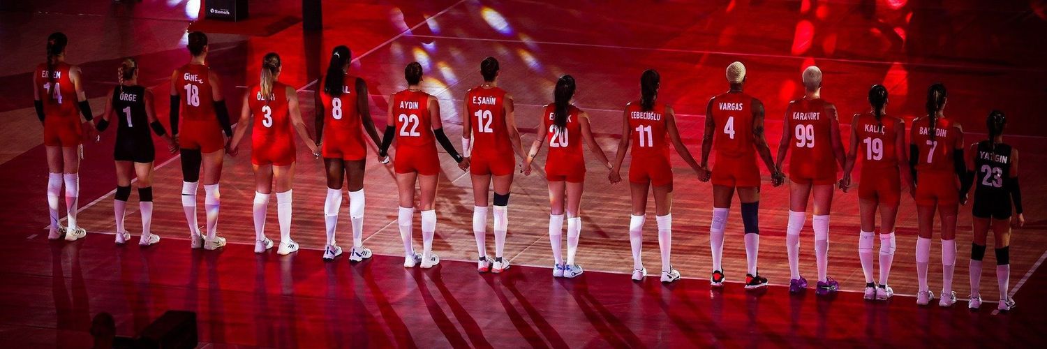 Menekşe🐈's banner