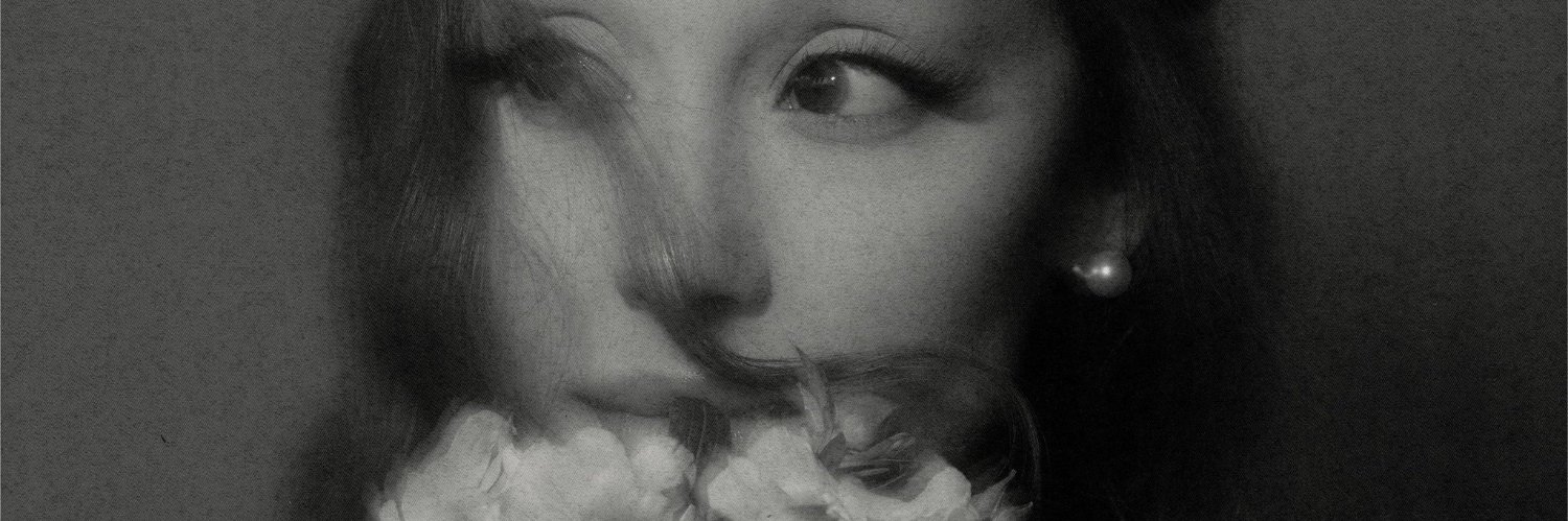 Isabella Nikolov's banner