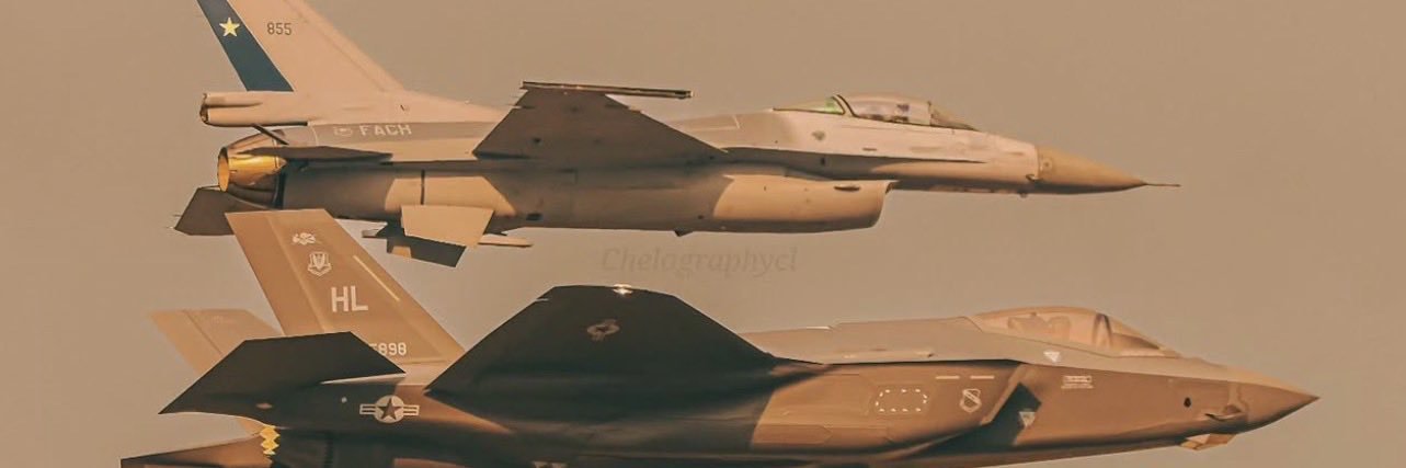 ISSEY 🇨🇱's banner