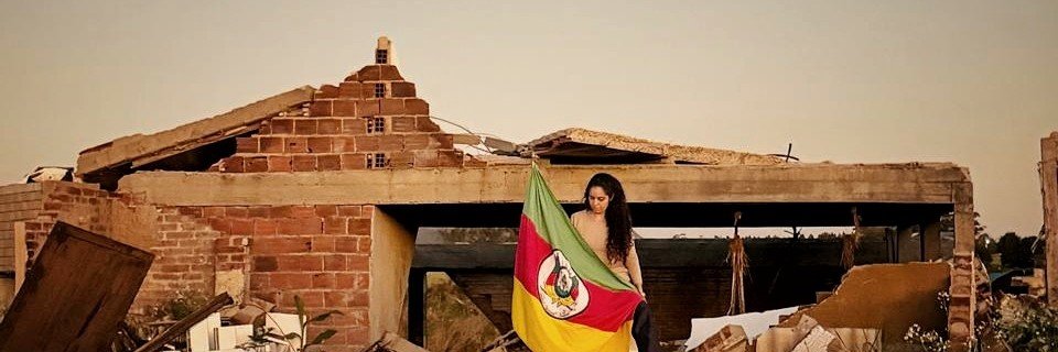 Tauany Cattan's banner
