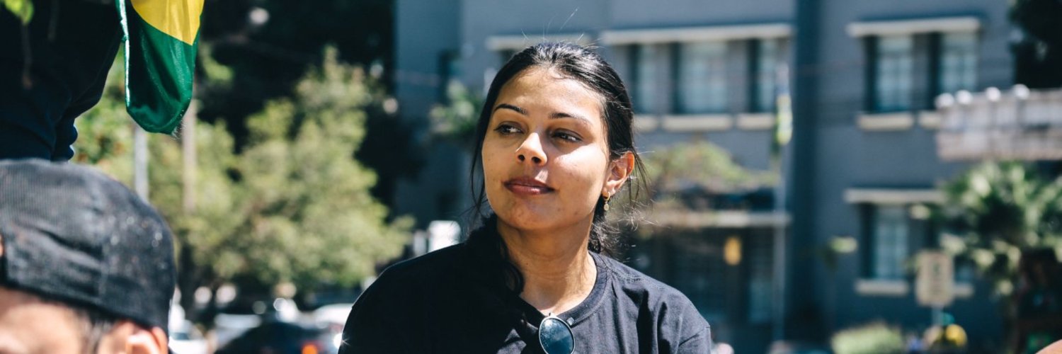 Amanda Caixeta's banner