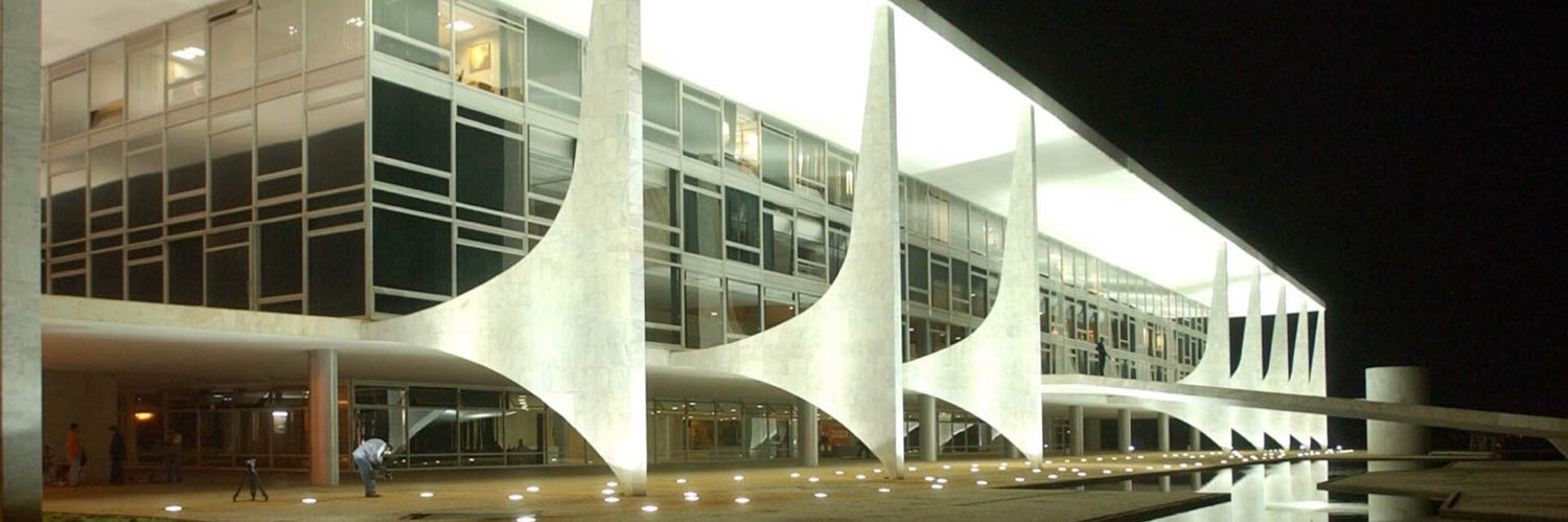 José Guimarães's banner