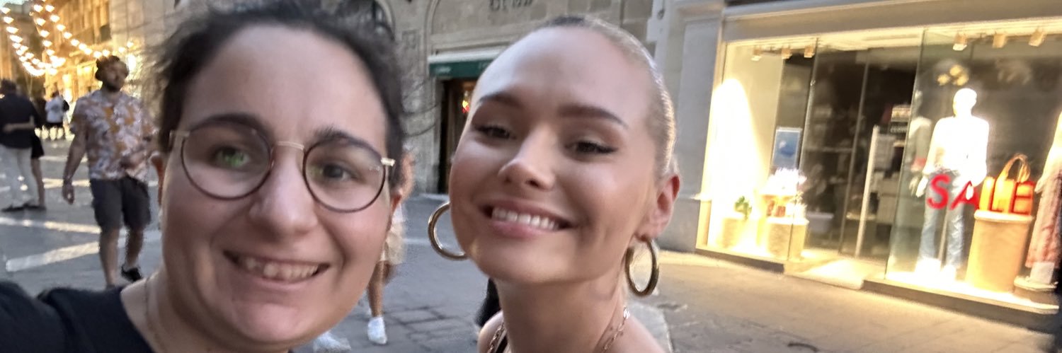 LauraBugelli 🦄🤍's banner