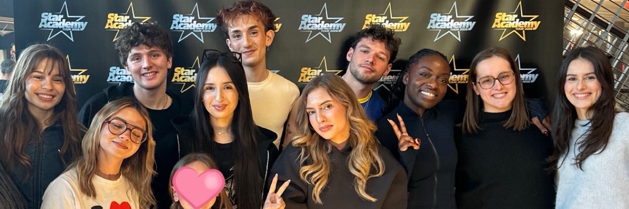 ⭐️⭐️⭐️'s banner