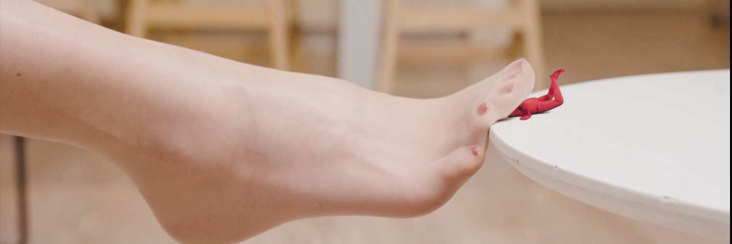 Tinyman_VS_Giantess's banner