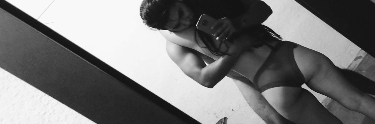 chris Mendoza pareja swinger's banner