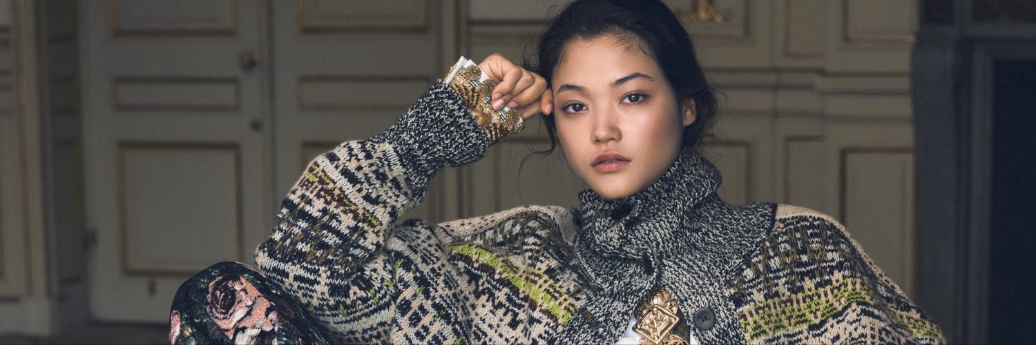 ELLE Japan's banner