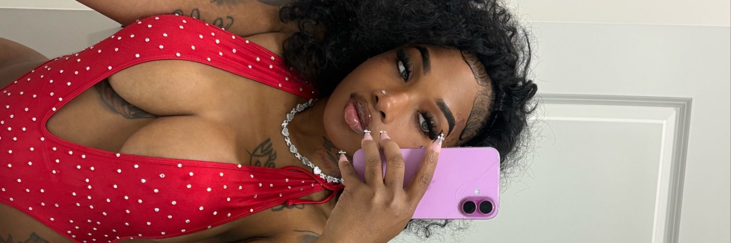 Emary Chanel's banner