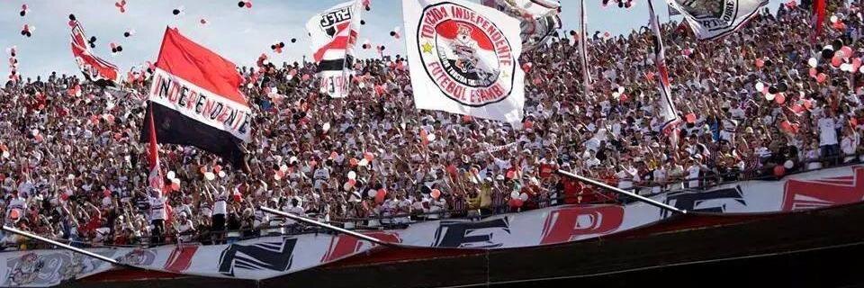 TORCIDA INDEPENDENTE's banner