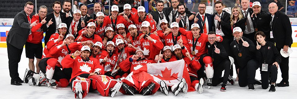 Hlinka Gretzky Cup's banner