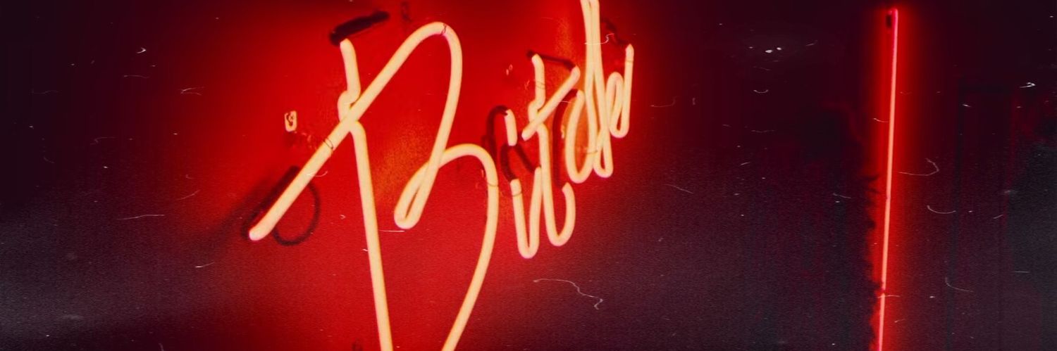 insta: cvntney's banner