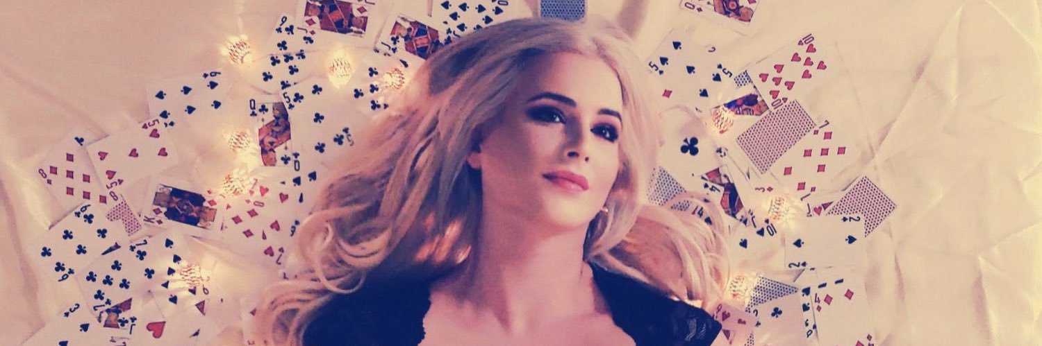 Vanessa Kade's banner