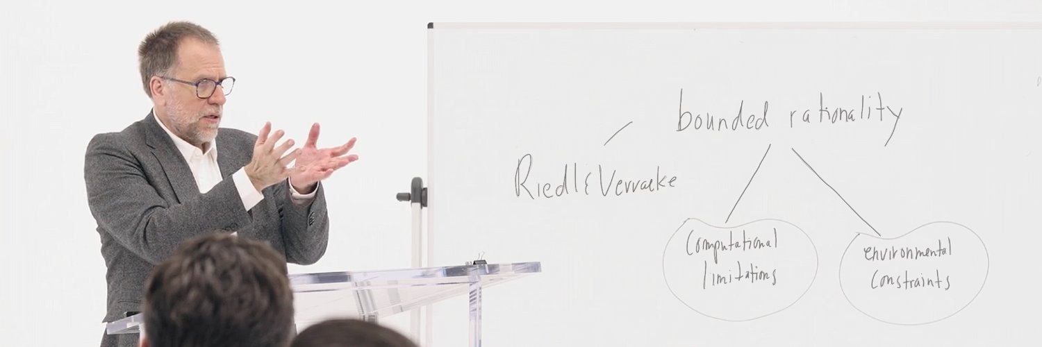 Anna Riedl's banner