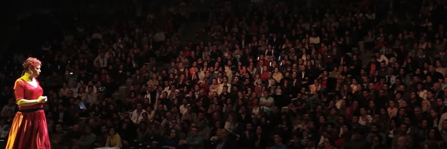 Zeynep Esmeray Özadikti's banner
