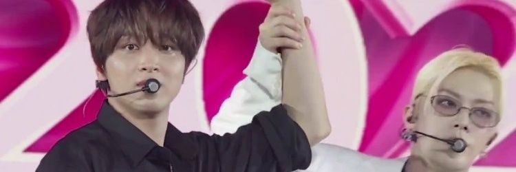 𝐠𝐥𝐞𝐚𝐦𓊪's banner