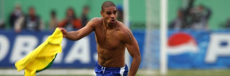 Adriano Imperador's banner