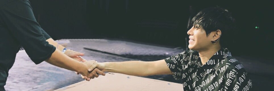 ٩( ◡̉̈ )۶ ᴬᵒᴹ's banner
