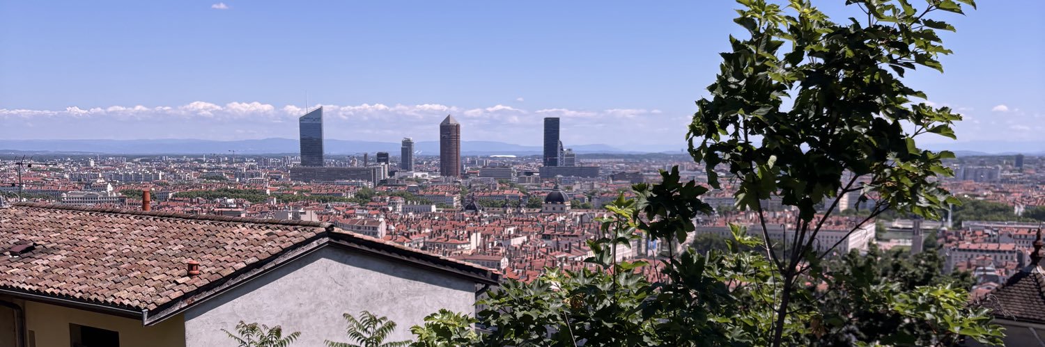 Hugo Francés's banner