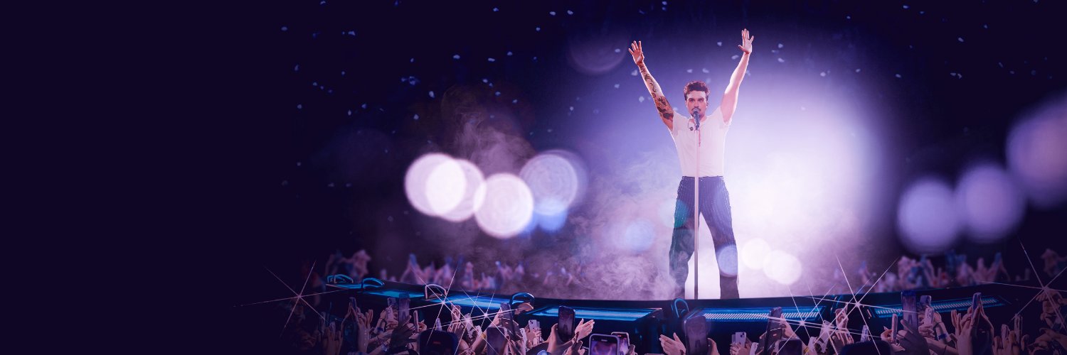 Luan Santana's banner