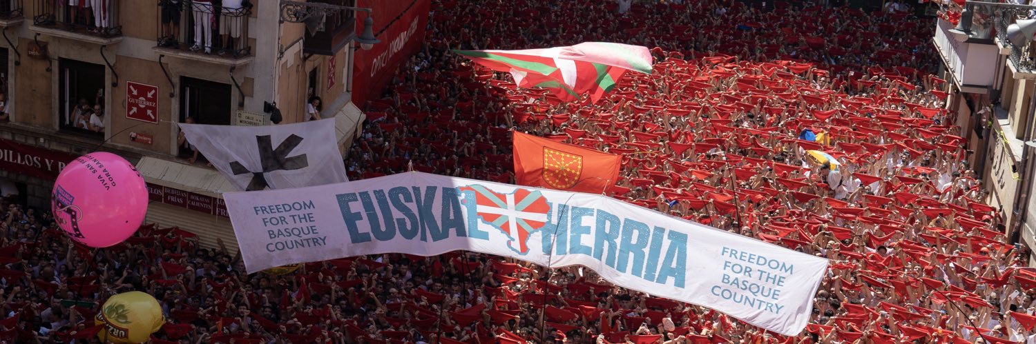 EH Bildu's banner