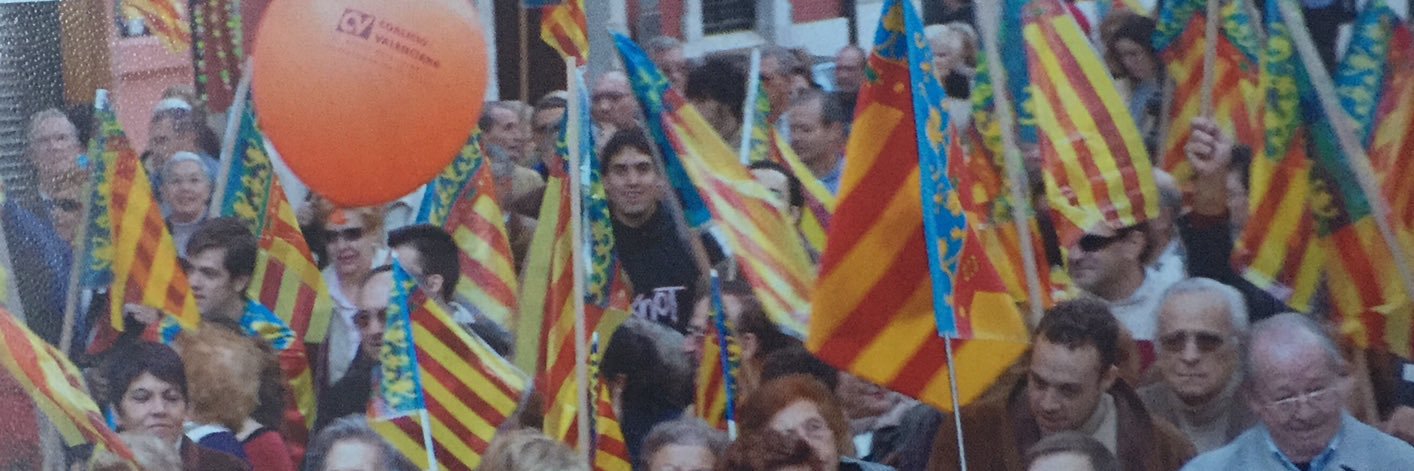 DR HACKEMBUSH💯💙❤️💛🦇's banner