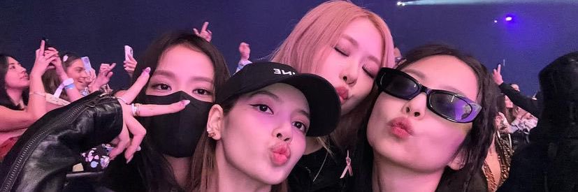 ᵖˡˢ MELODY👑🤍❤️‍🩹's banner