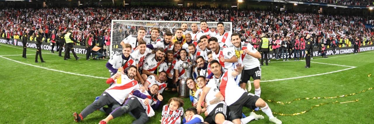 flor🇦🇷🐔's banner