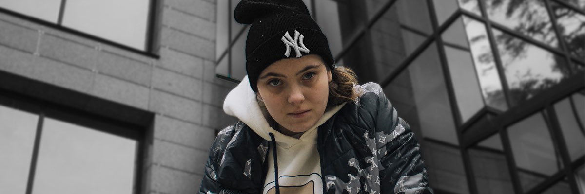 MC Анюта's banner