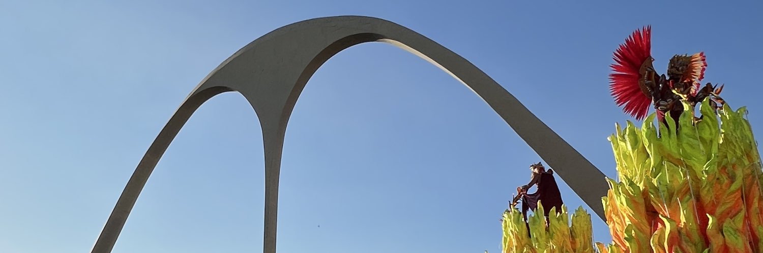 Isabela Reis's banner