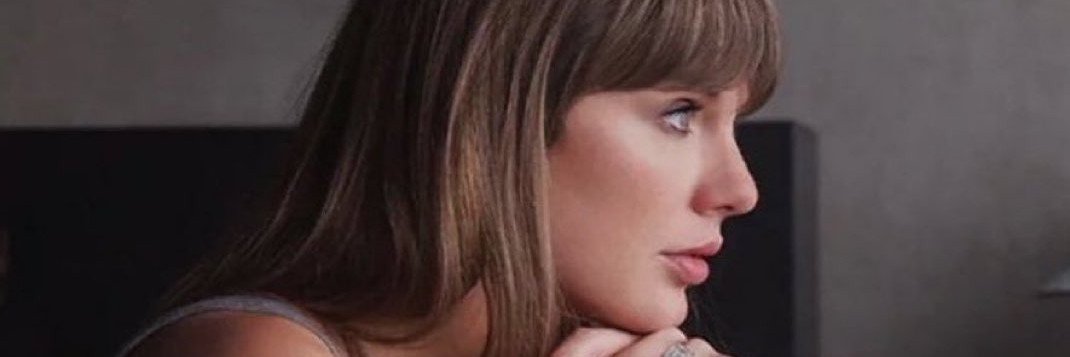 Taylor Swift France's banner