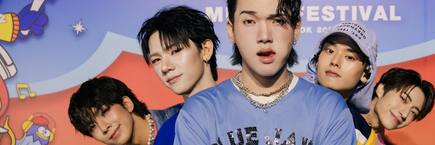 🧩 𝓑𝓮𝓵𝓵𝓪 🎤🐱🦈's banner