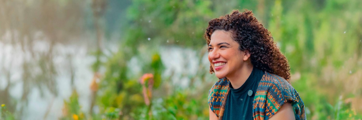 Monica Seixas's banner
