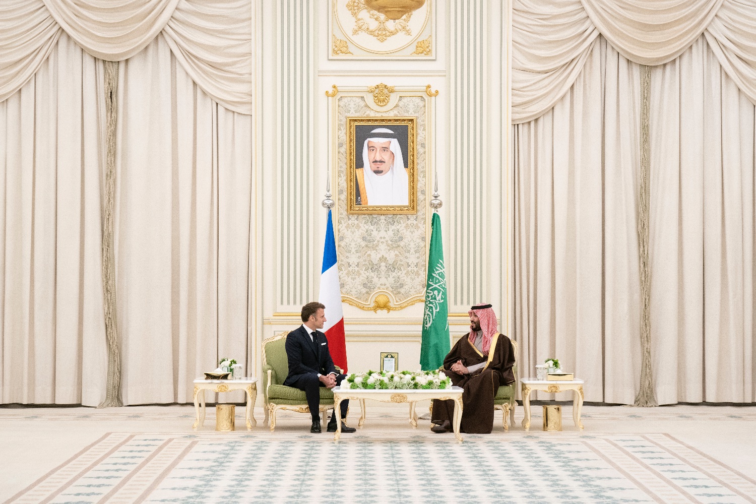 La France en Arabie's banner