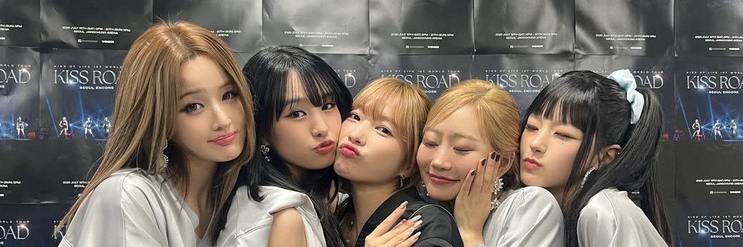 AZᶦᶻᶻ ⁺ ᵏⁱˢˢʸ's banner