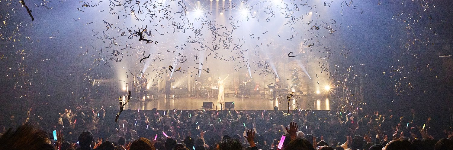 宮﨑薫official's banner