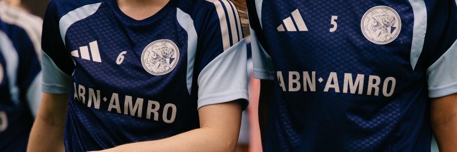 Ajax Vrouwen's banner