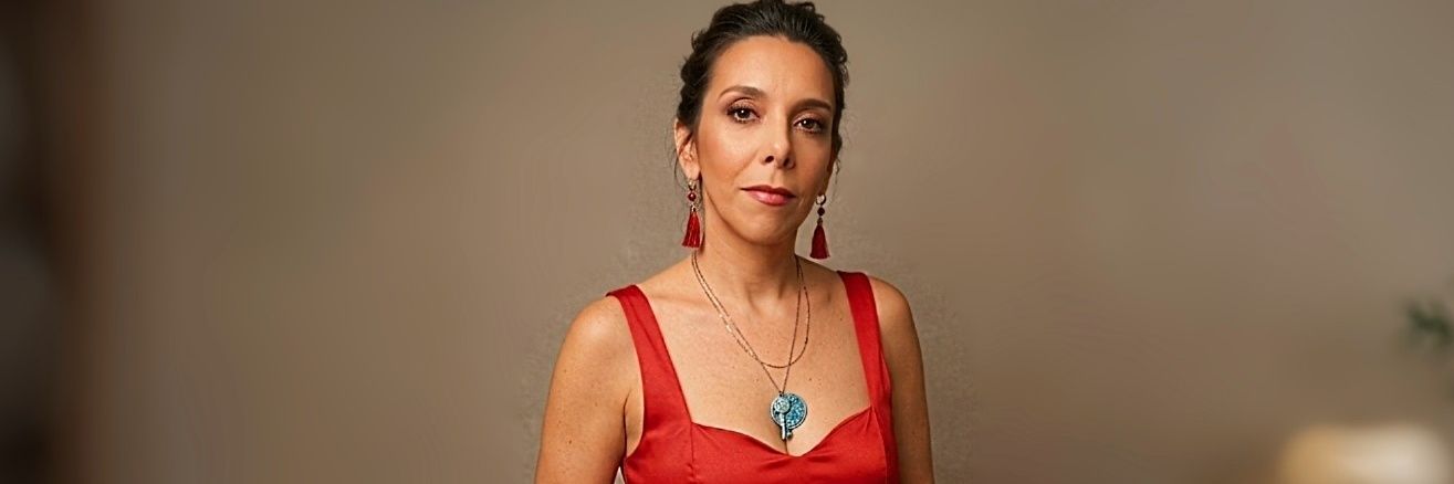 Camila Lomonaco's banner