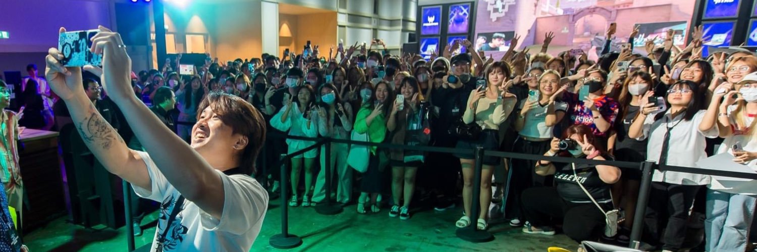 คนคูลคอเคล็ด's banner