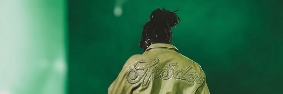 R's banner