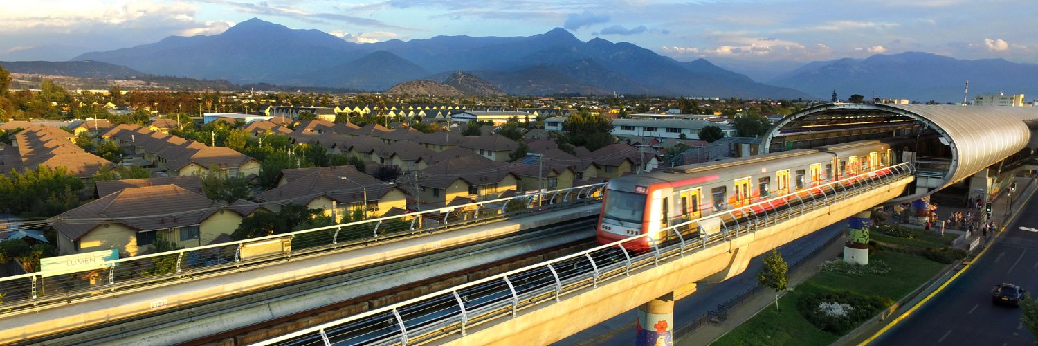 Metro de Santiago's banner