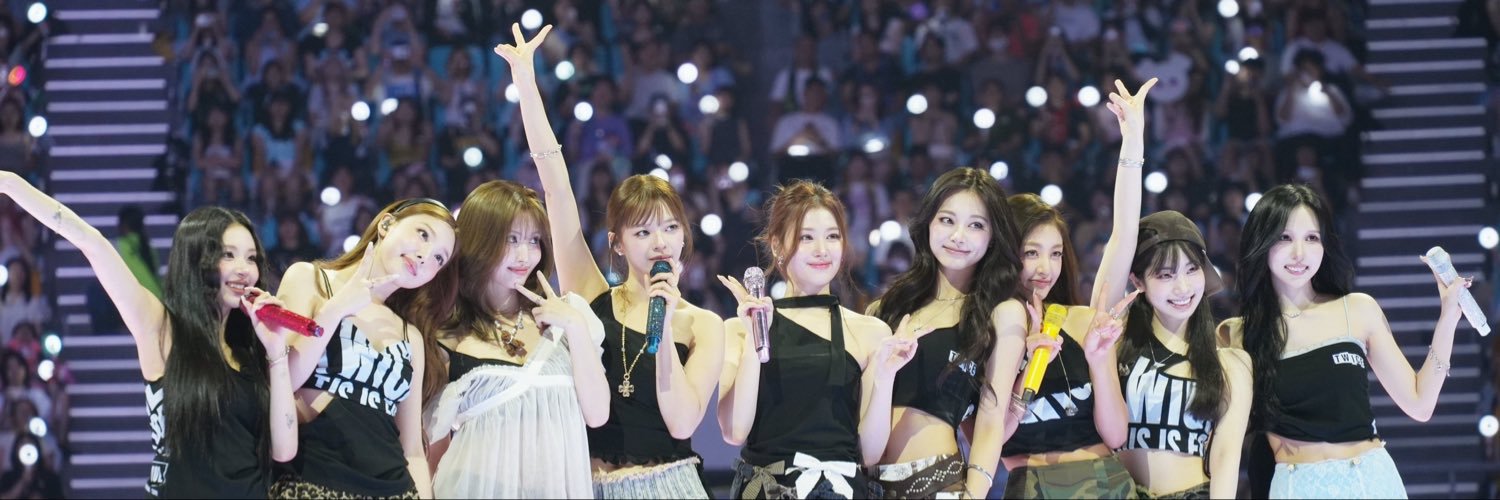 โมะลิง👾's banner