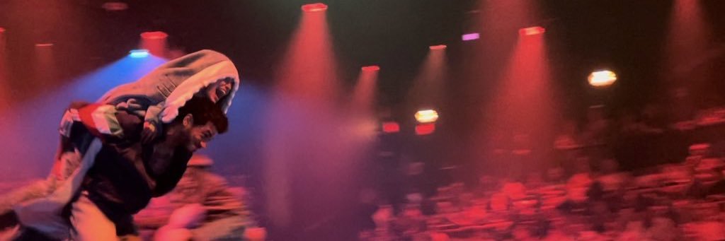 darlene 🥀's banner