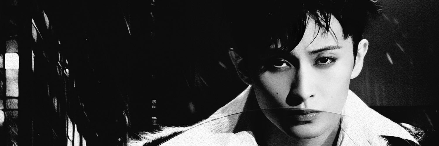 mark pics⁰²'s banner