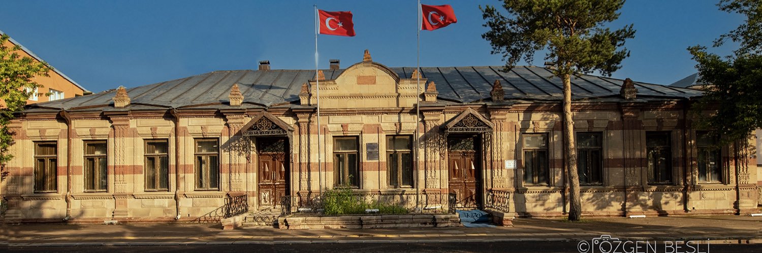 Işıner's banner