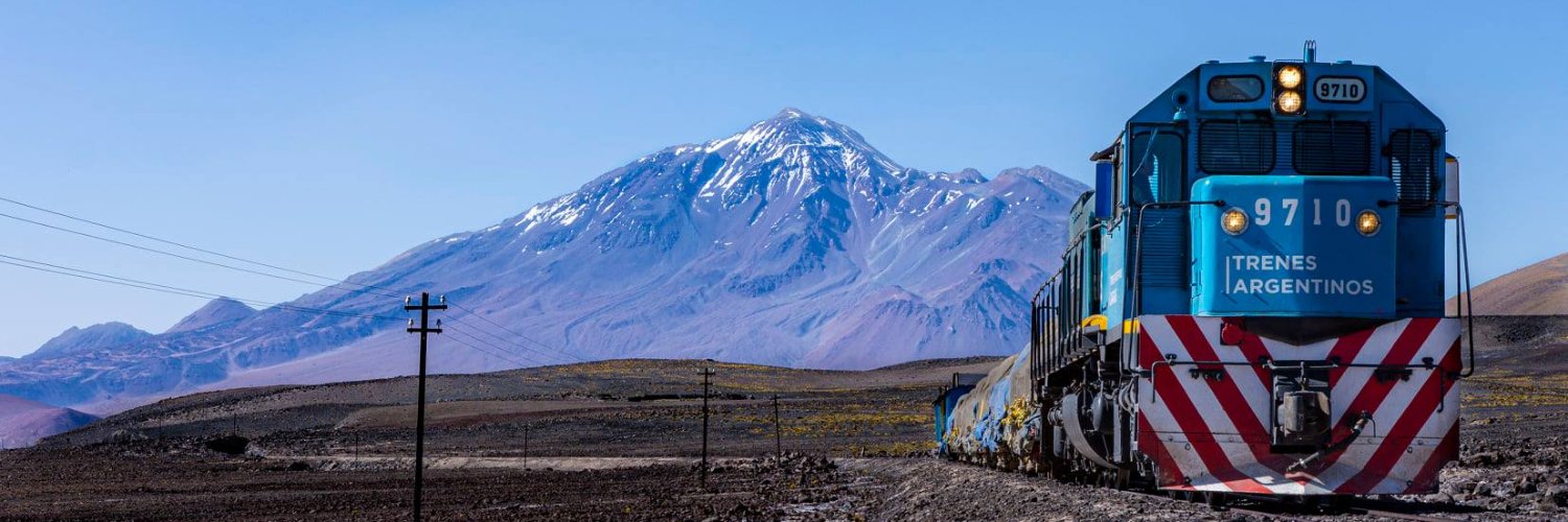 Bizcocho antiguo y rancio, muy rancio ✟🇦🇷🚂's banner