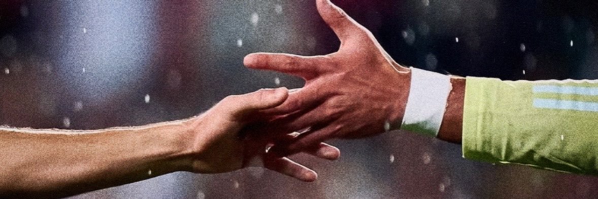 L O R E N A's banner