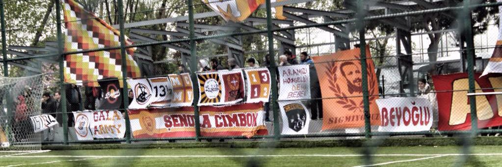 Vamos Galatasaray's banner