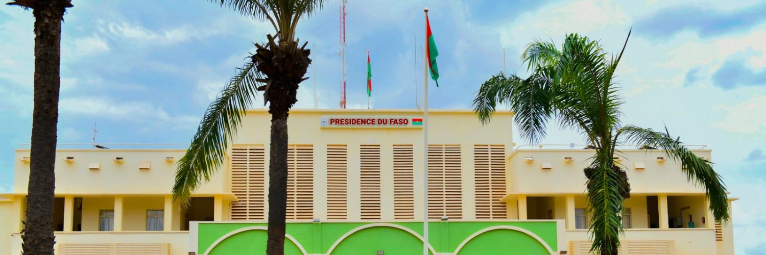 Présidence du Faso's banner