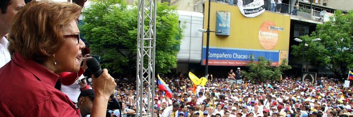Helen Fernández's banner