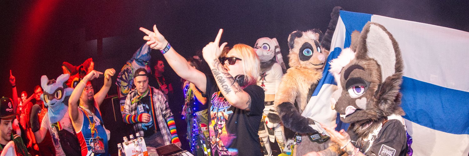 Drako 🇫🇮 🔜 Furway, Awoostria, EF's banner